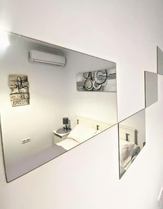 Ferienwohnung Luminoso Apartamento Centro Triana Sevilla Exterior foto