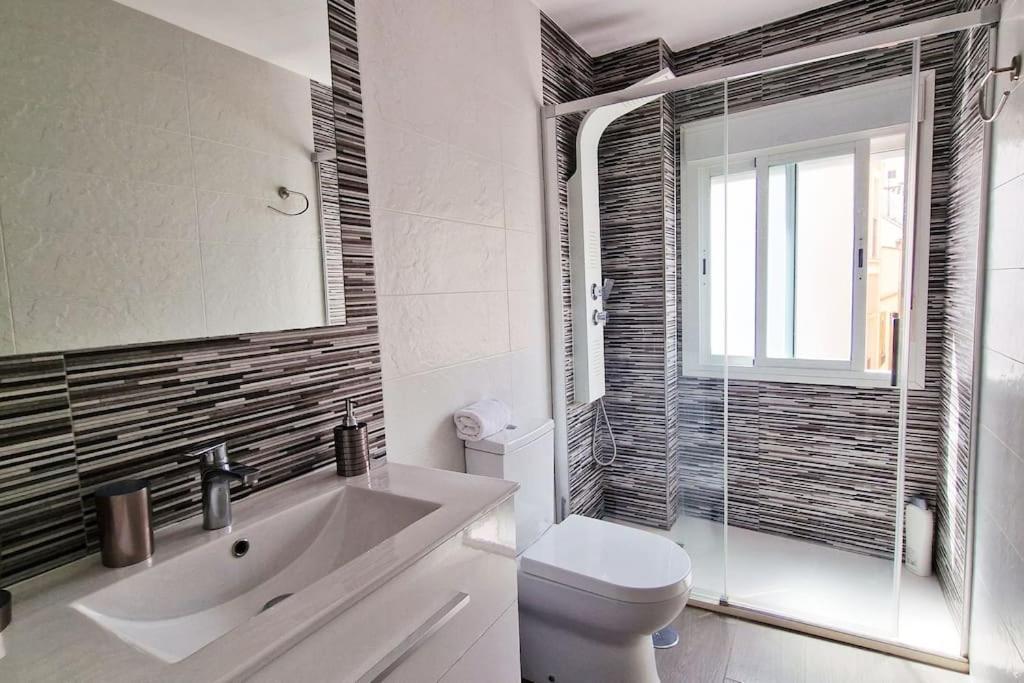 Ferienwohnung Luminoso Apartamento Centro Triana Sevilla Exterior foto